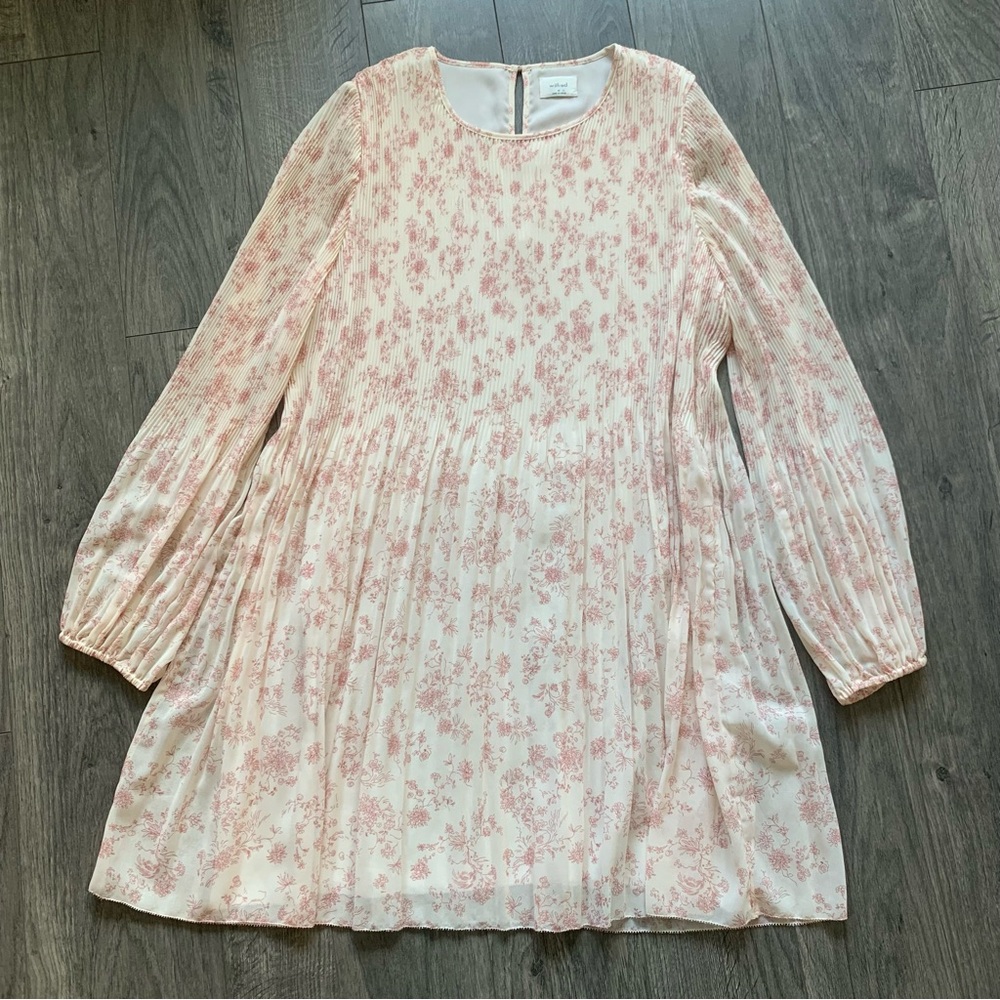 Aritzia Wilfred Daydream mini dress